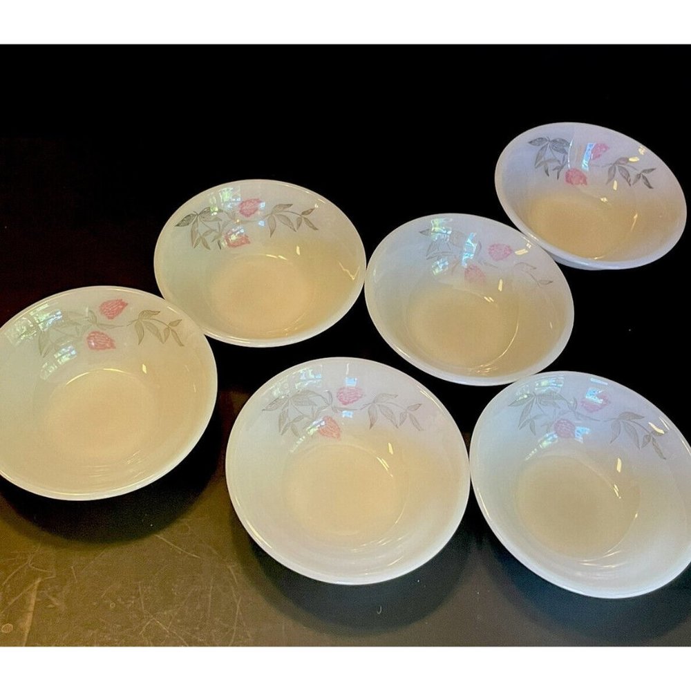 VTG Federal Glass Pink Clover Berry Bowls Milk Glass Embossed ~ F Shield ~ 6